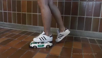 Sneakergirly Fussballgirl07 – Police Toy Car