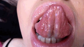 Deep Inside Daphne’s Mouth